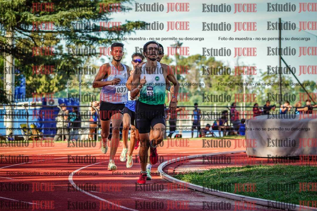 Fotos de los 1500 m llanos de varones
