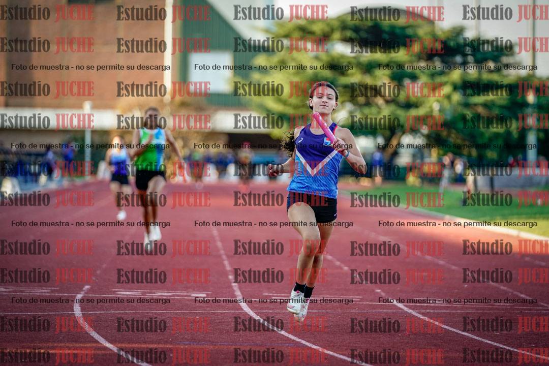 Fotos de los relevos 4x100 m de mujeres
