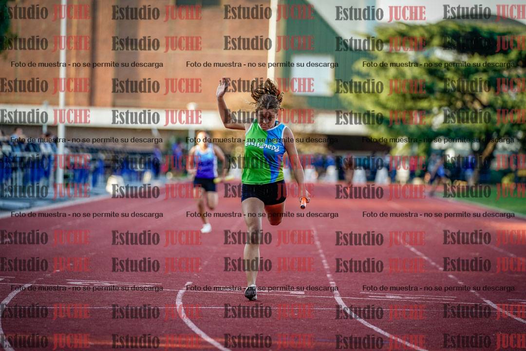 Fotos de los relevos 4x100 m de mujeres