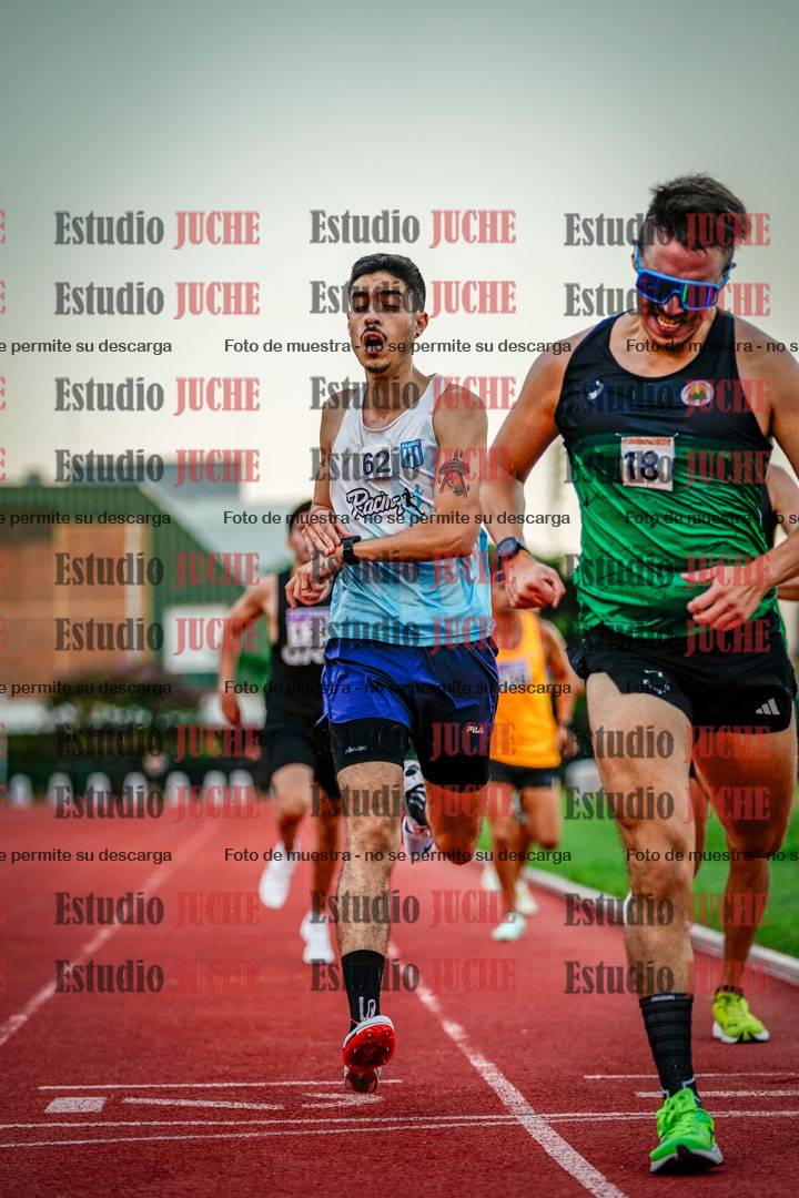 Fotos de los 1500 m llanos de varones