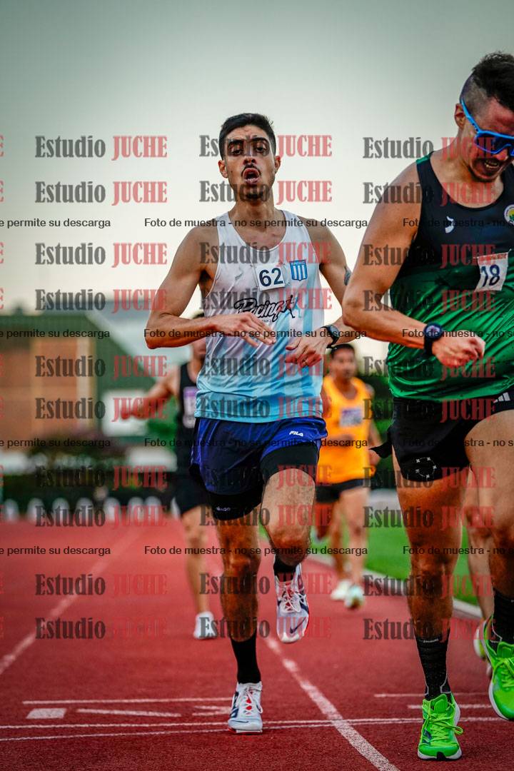 Fotos de los 1500 m llanos de varones
