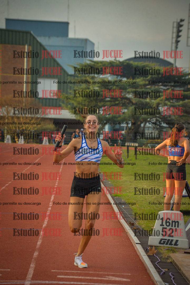 Fotos de las postas 4x400 m llanos de mujeres