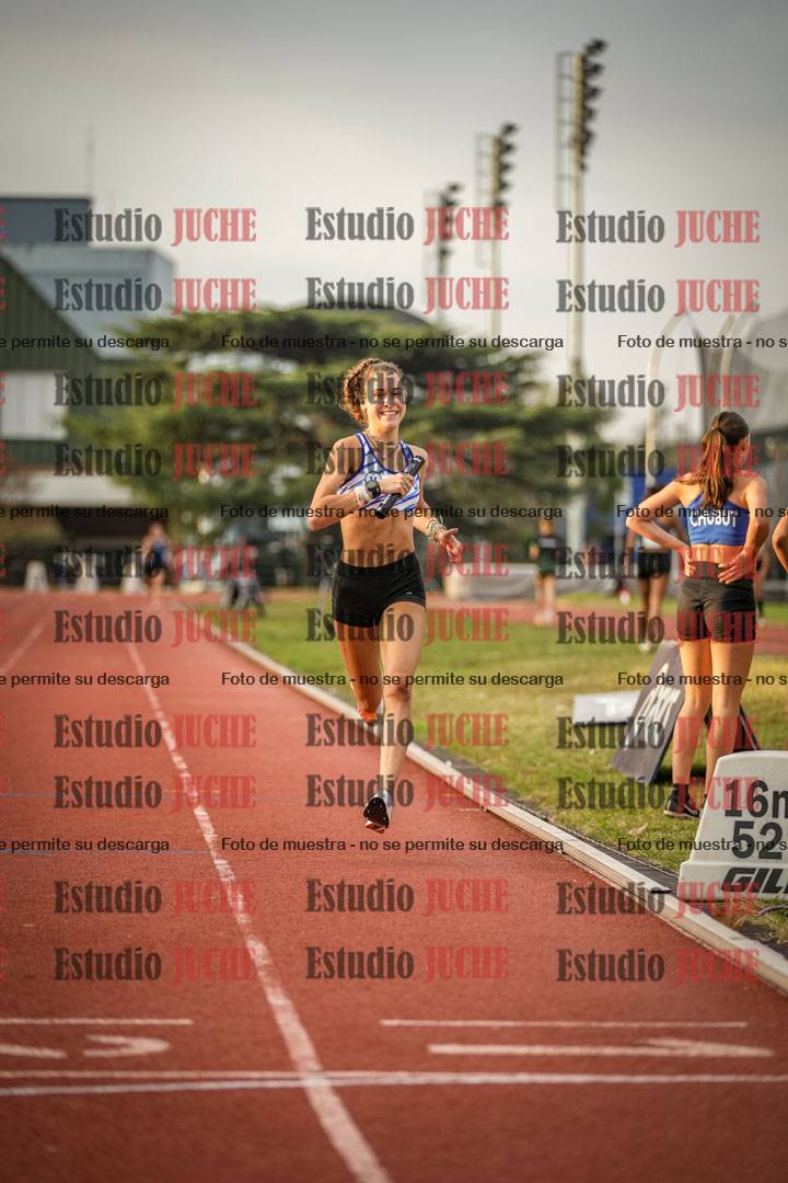Fotos de las postas 4x400 m llanos de mujeres