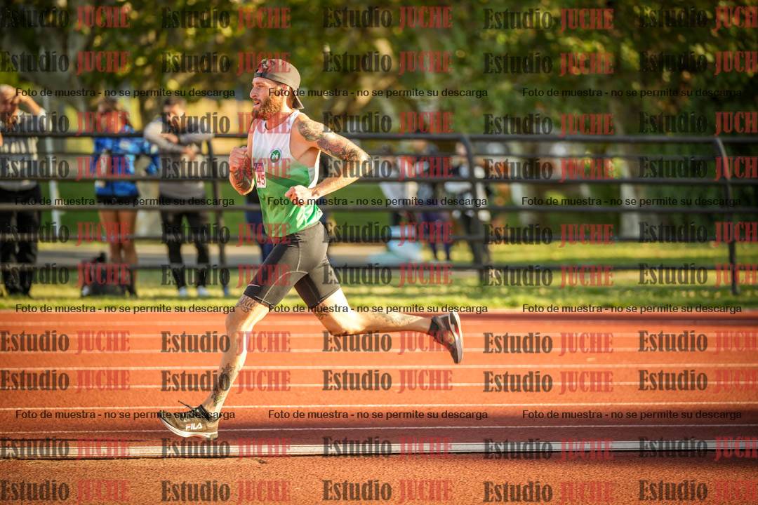Fotos de los 3000 m llanos de varones