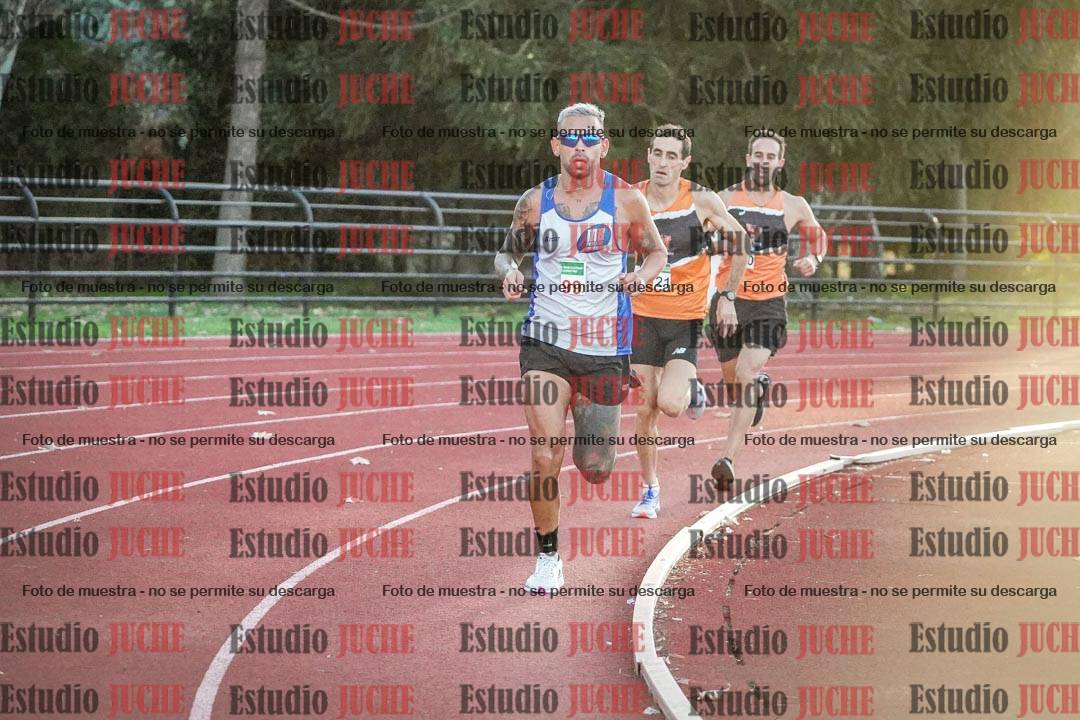 Fotos de los 3000 m llanos de varones