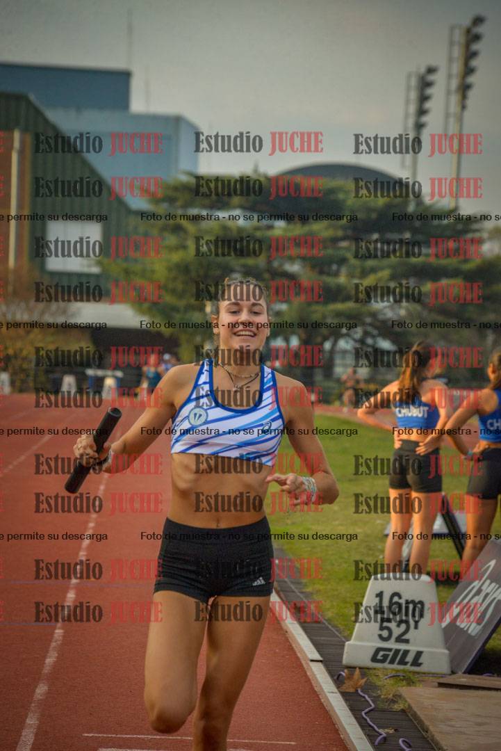 Fotos de las postas 4x400 m llanos de mujeres