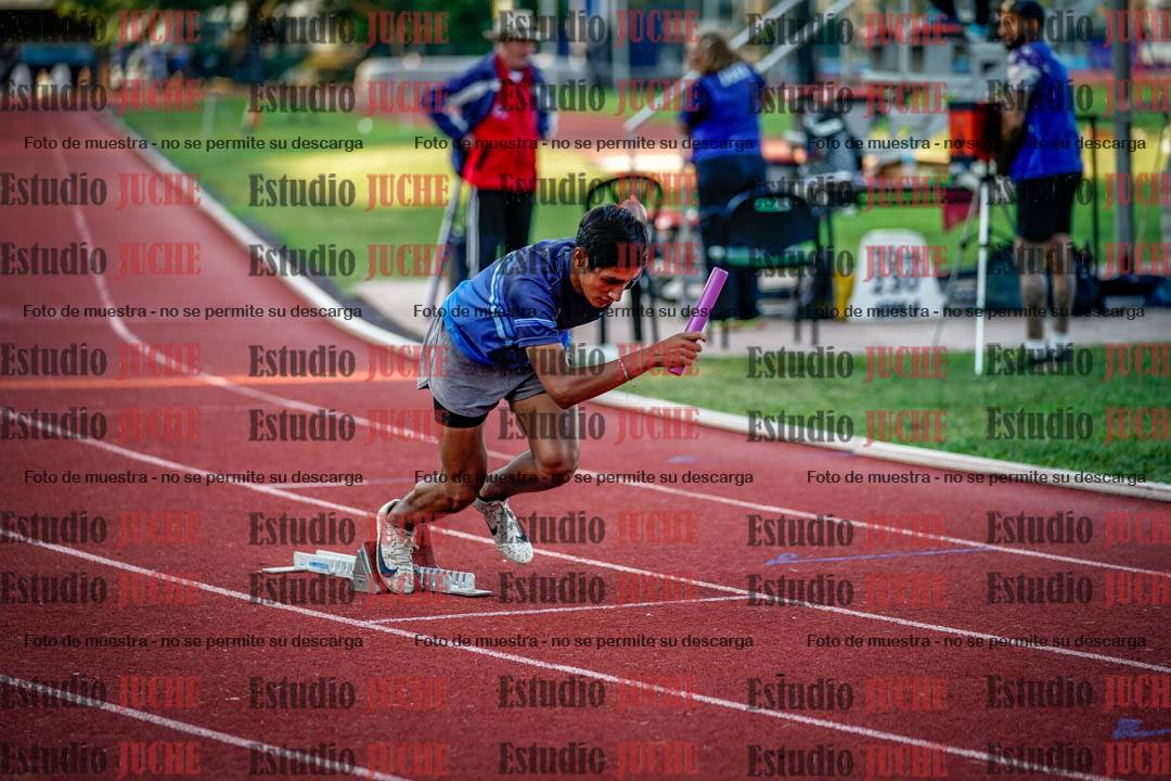 Fotos de los relevos 4x100 m de varones