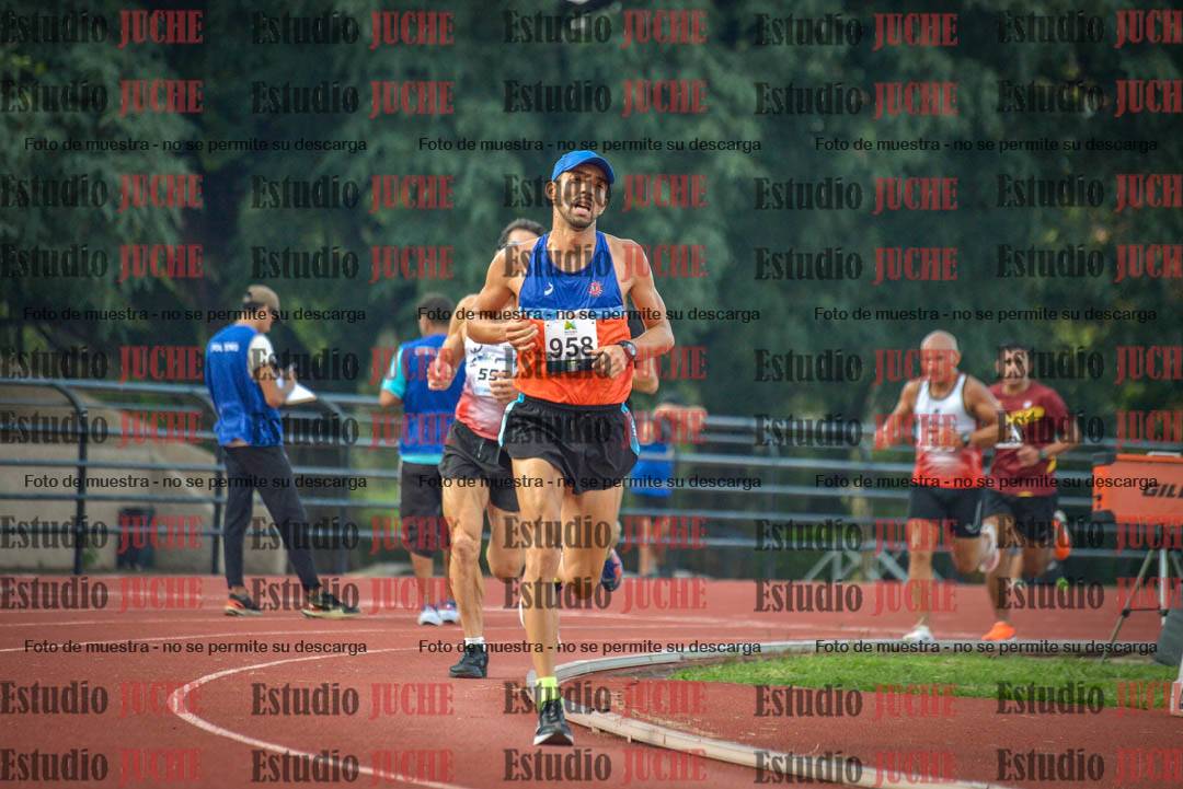 Fotos de los 3000 m llanos de varones