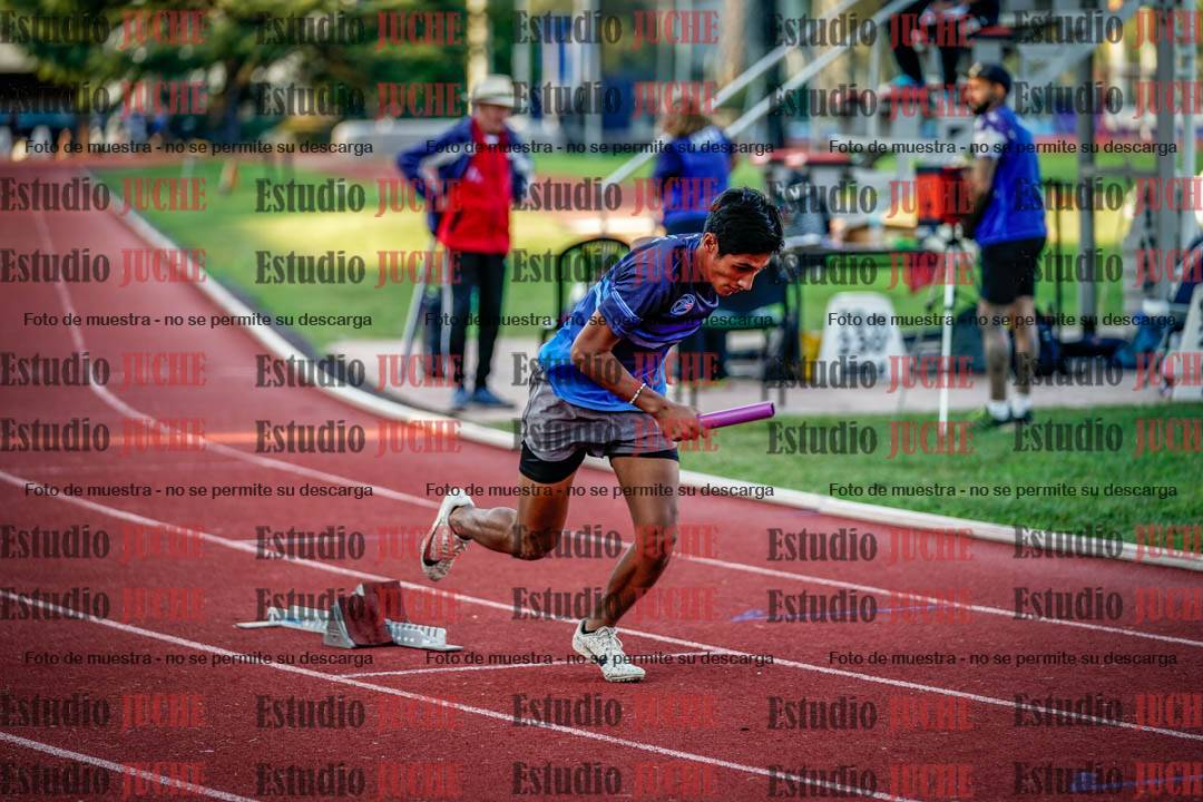 Fotos de los relevos 4x100 m de varones