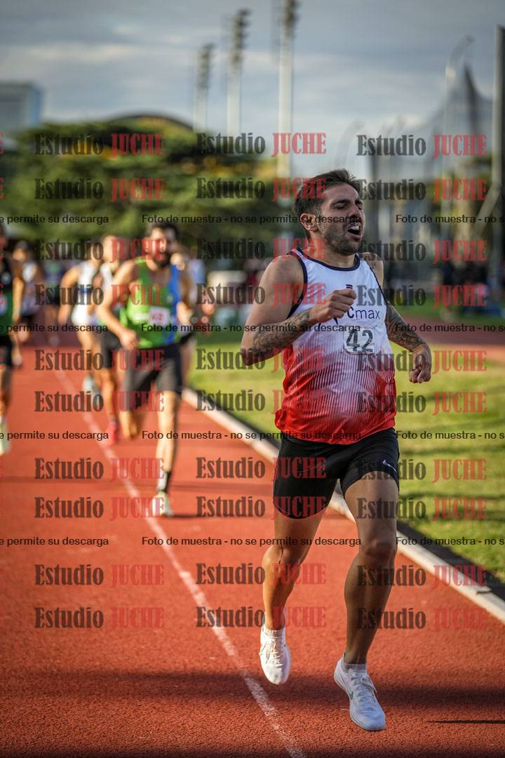 Fotos de los 1500 m llanos de varones
