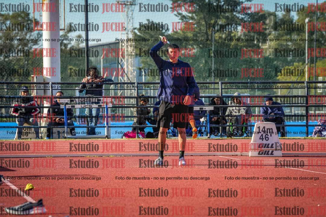 Fotos del lanzamiento de jabalina de varones