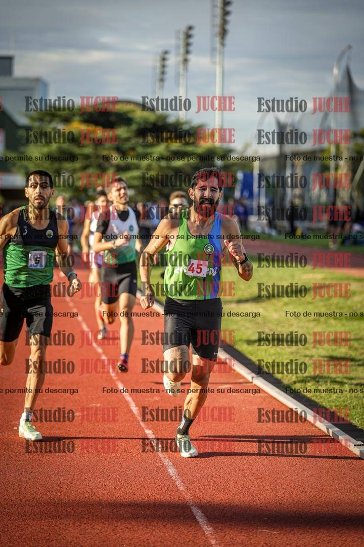 Fotos de los 1500 m llanos de varones
