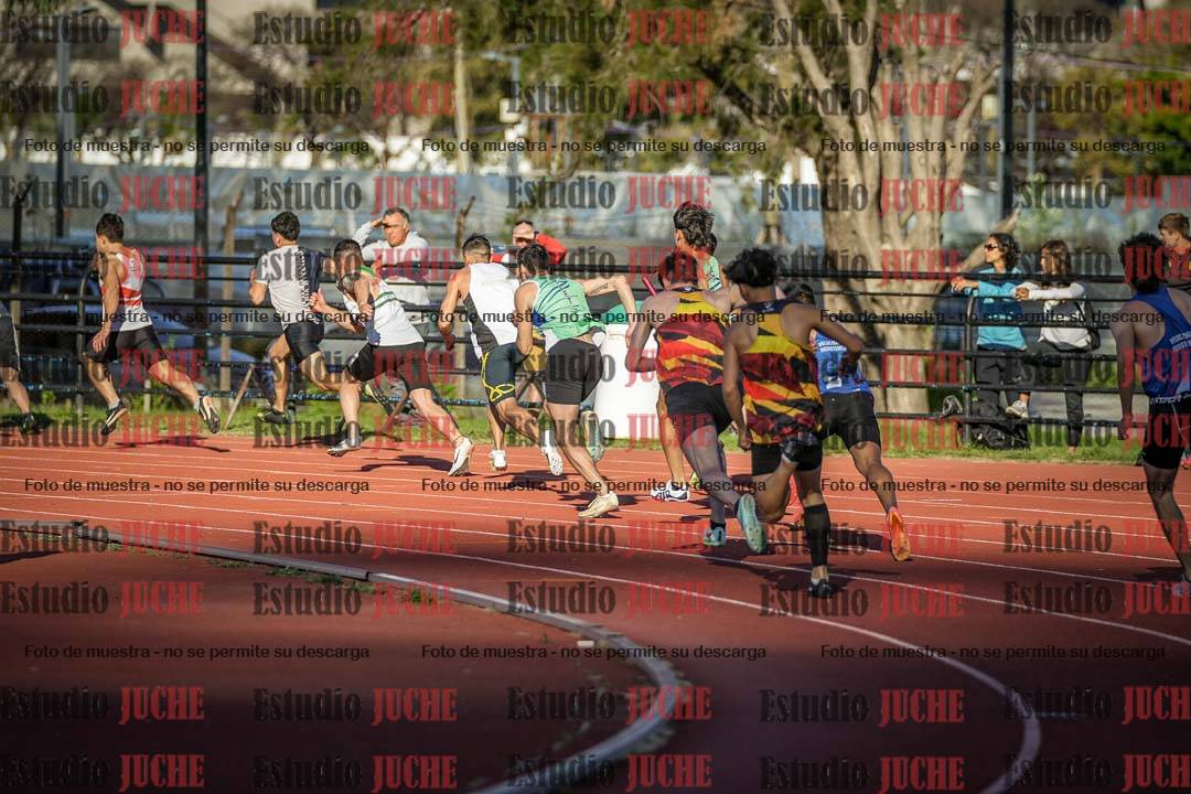 Fotos de las Postas 4x100 m de varones