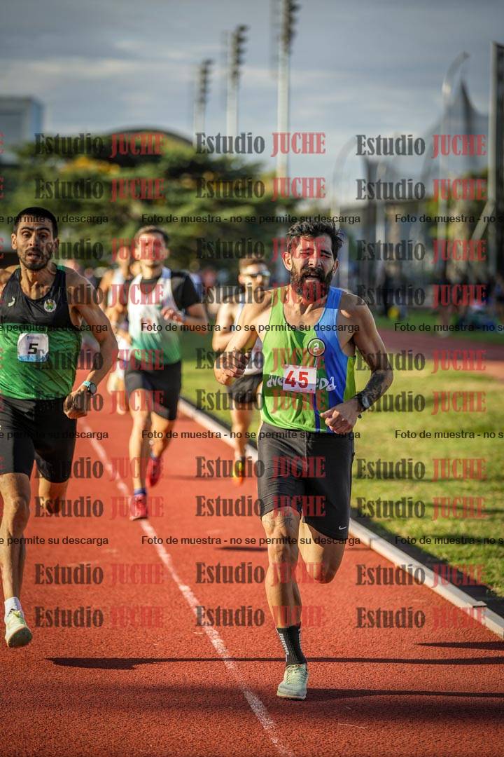 Fotos de los 1500 m llanos de varones