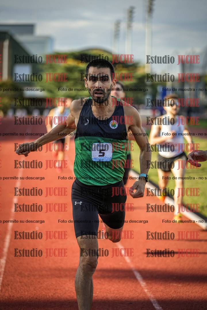 Fotos de los 1500 m llanos de varones
