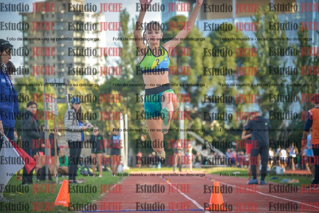 Fotos del salto en largo - mujeres U16