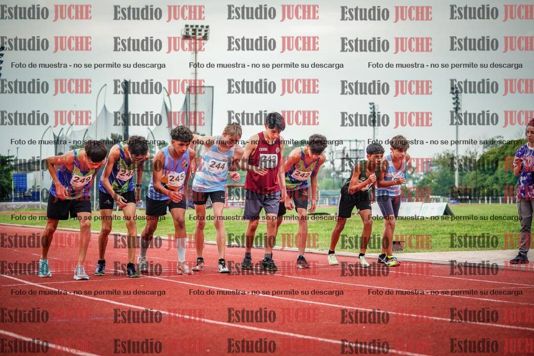 Fotos de los 2400 m de varones