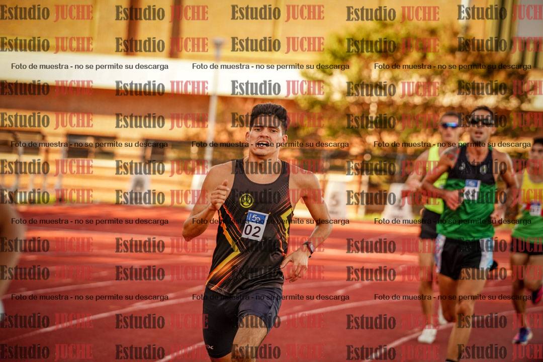 Fotos de los 3000 m llanos de varones