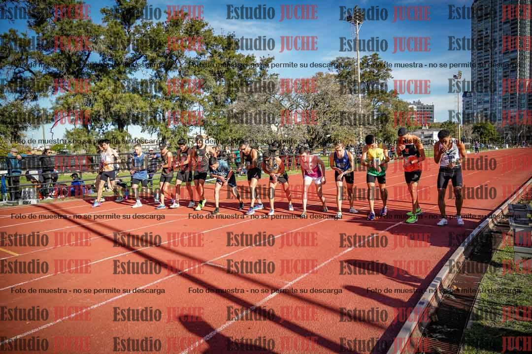 Fotos de los 3000 m llanos de varones