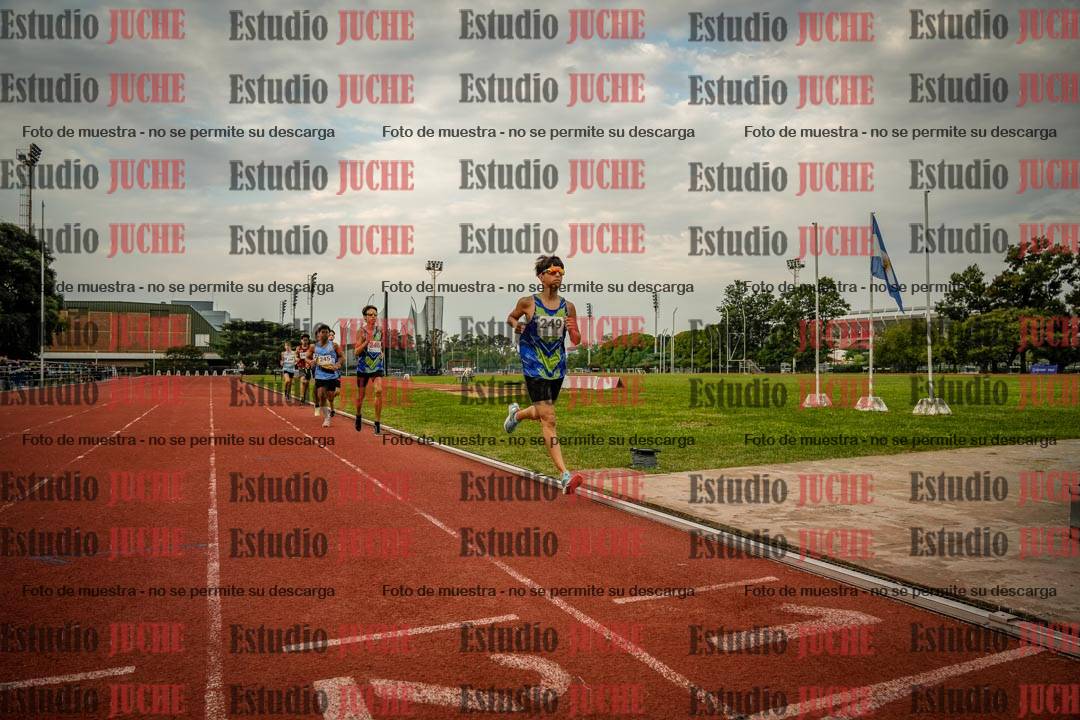 Fotos de los 2400 m de varones