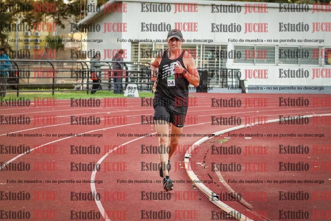 Fotos de los 3000 m llanos de varones