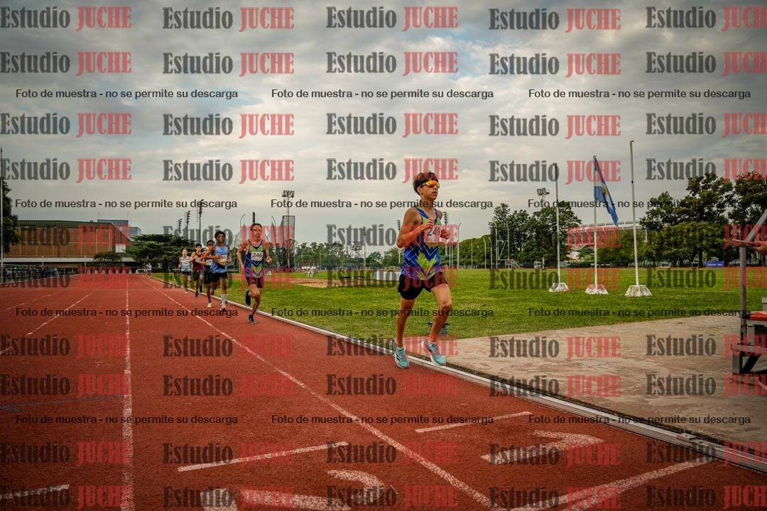 Fotos de los 2400 m de varones