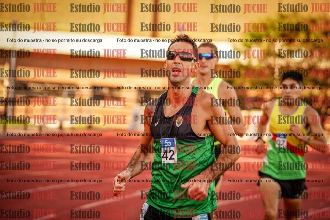 Fotos de los 3000 m llanos de varones