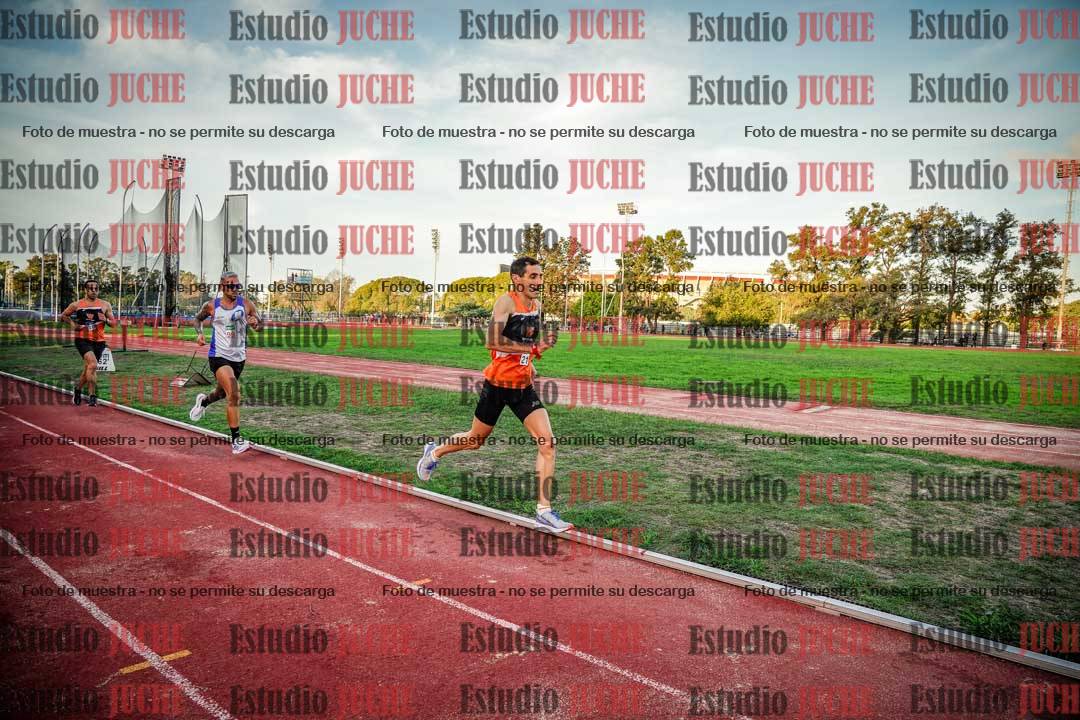 Fotos de los 3000 m llanos de varones
