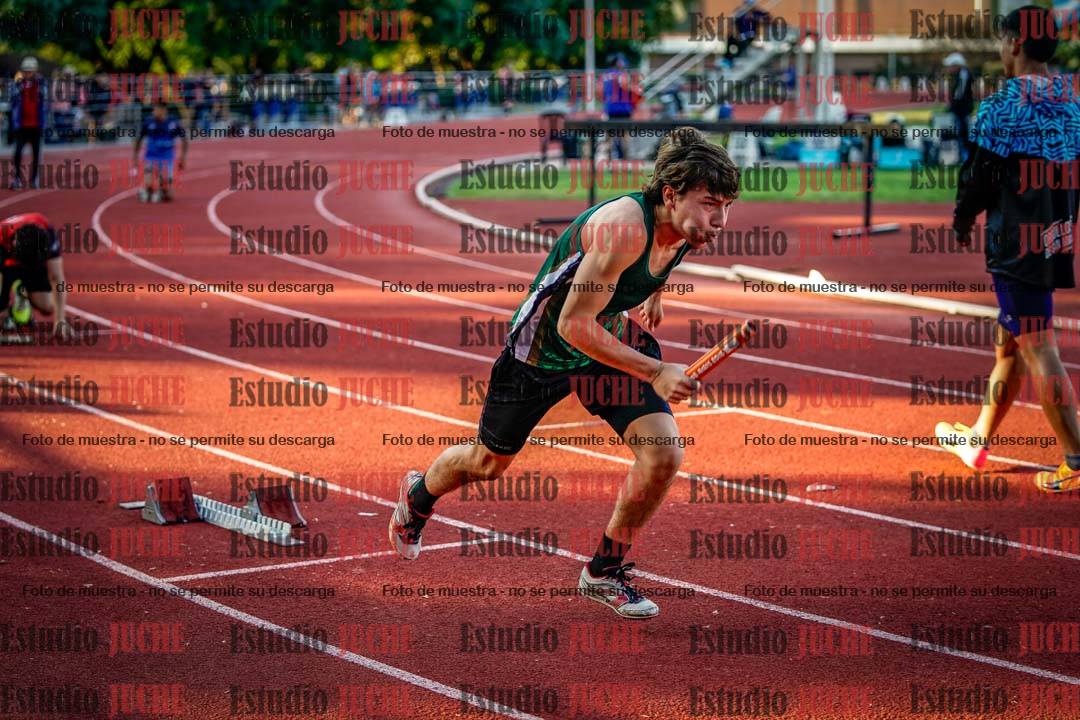 Fotos de los relevos 4x100 m de varones