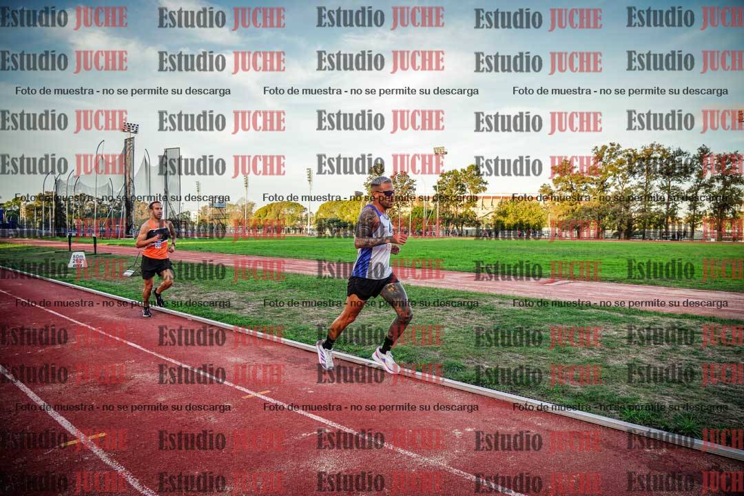 Fotos de los 3000 m llanos de varones