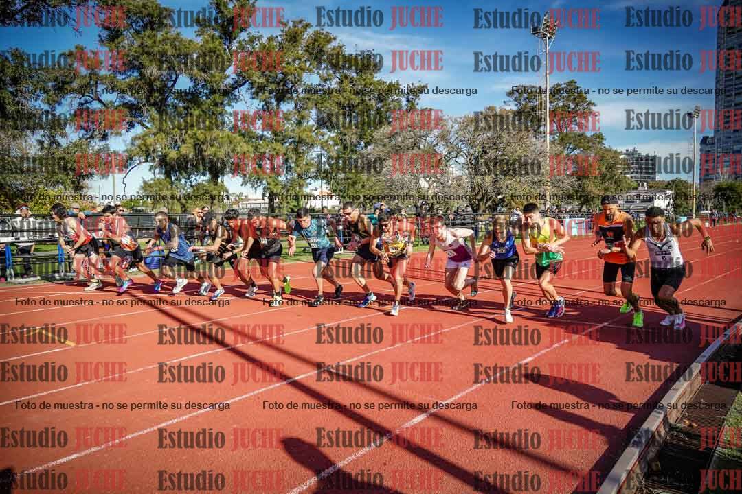 Fotos de los 3000 m llanos de varones