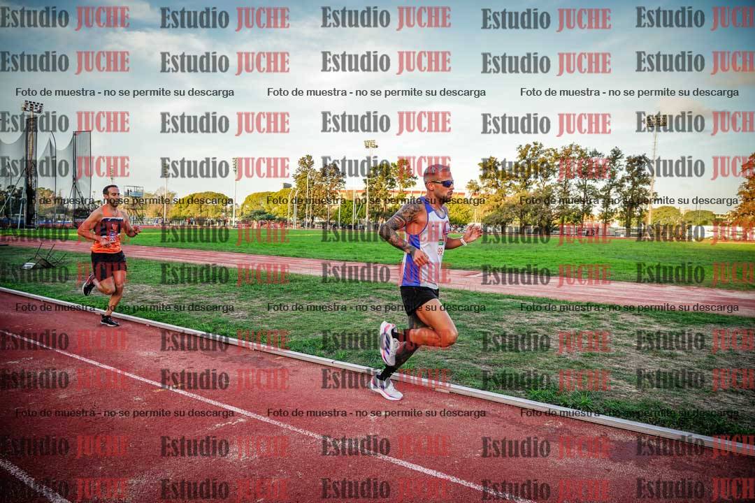 Fotos de los 3000 m llanos de varones