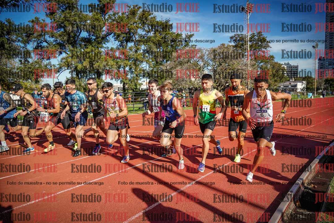 Fotos de los 3000 m llanos de varones