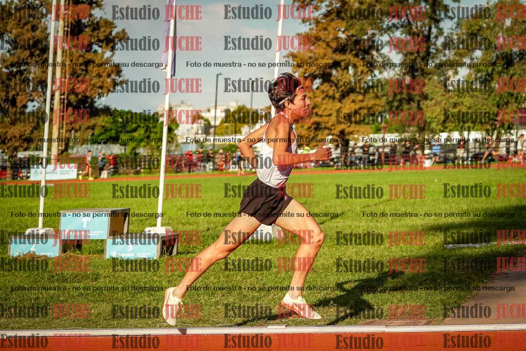 Fotos de los 1500 m llanos de varones