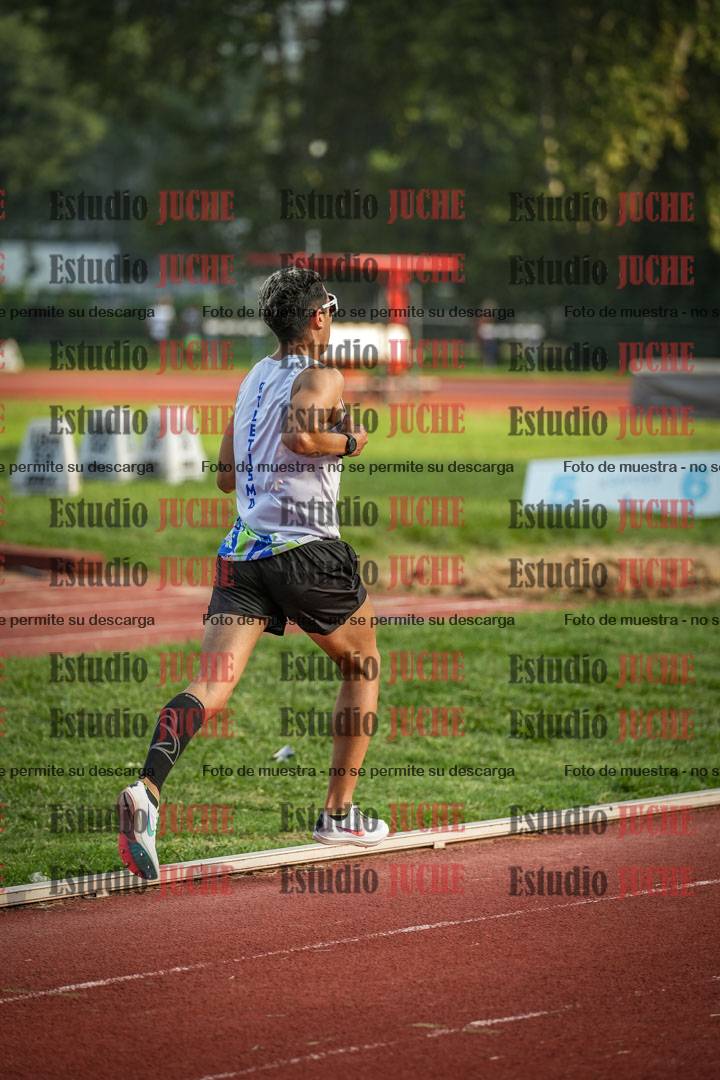 Fotos de los 3000 m llanos de varones