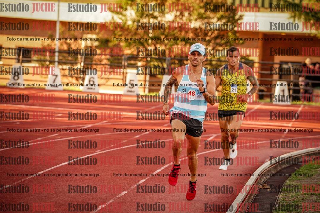 Fotos de los 3000 m llanos de varones