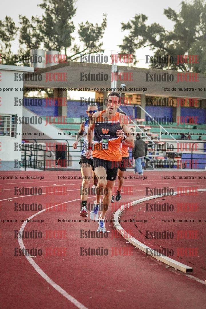 Fotos de los 3000 m llanos de varones