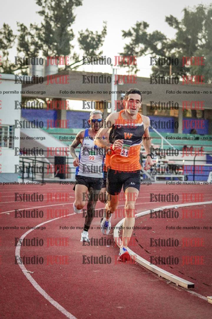 Fotos de los 3000 m llanos de varones
