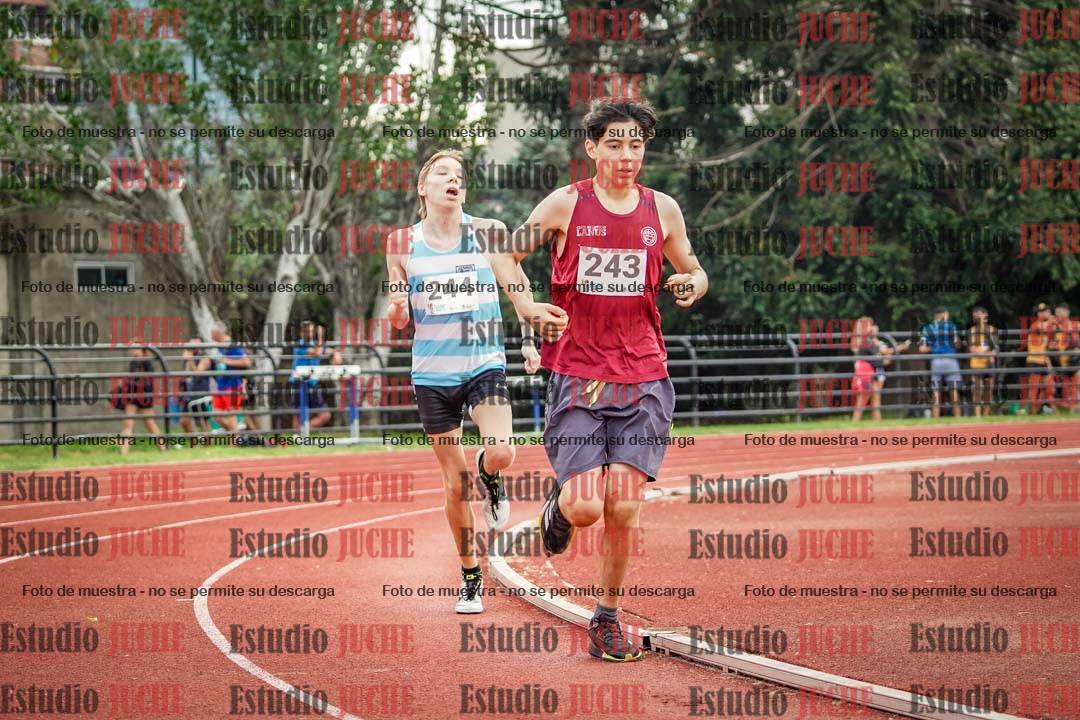 Fotos de los 2400 m de varones