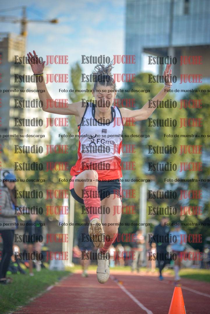 Fotos del salto en largo - mujeres U16