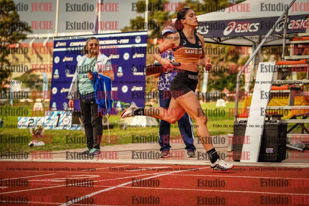 Fotos de las postas 4x400 m llanos de mujeres