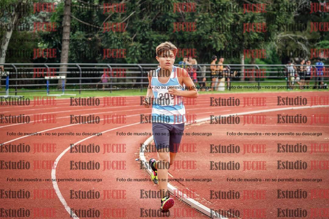 Fotos de los 2400 m de varones