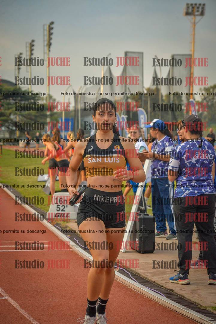 Fotos de las postas 4x400 m llanos de mujeres