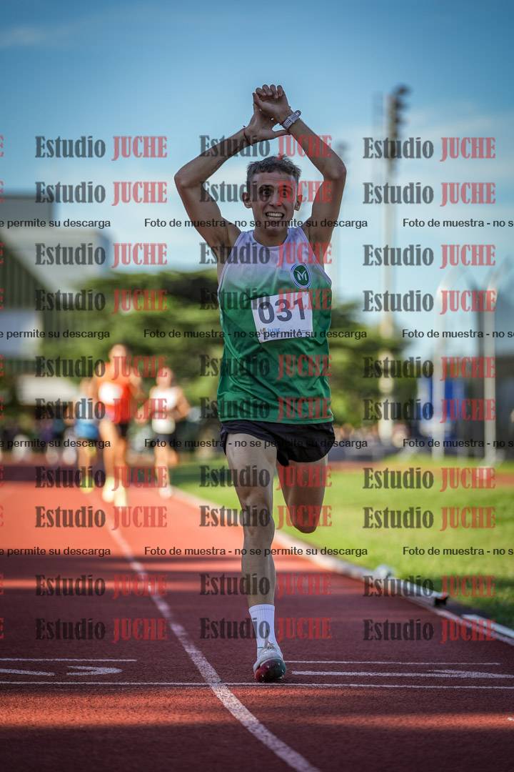 Fotos de los 1500 m llanos de varones