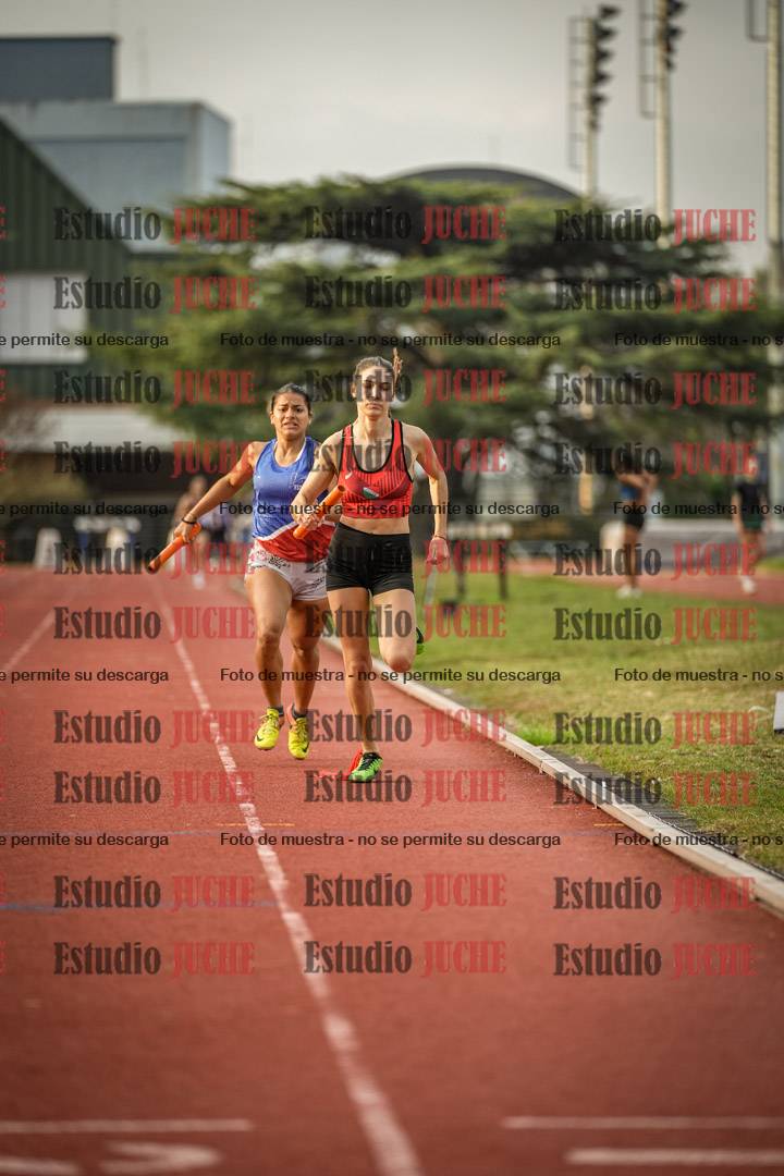 Fotos de las postas 4x400 m llanos de mujeres