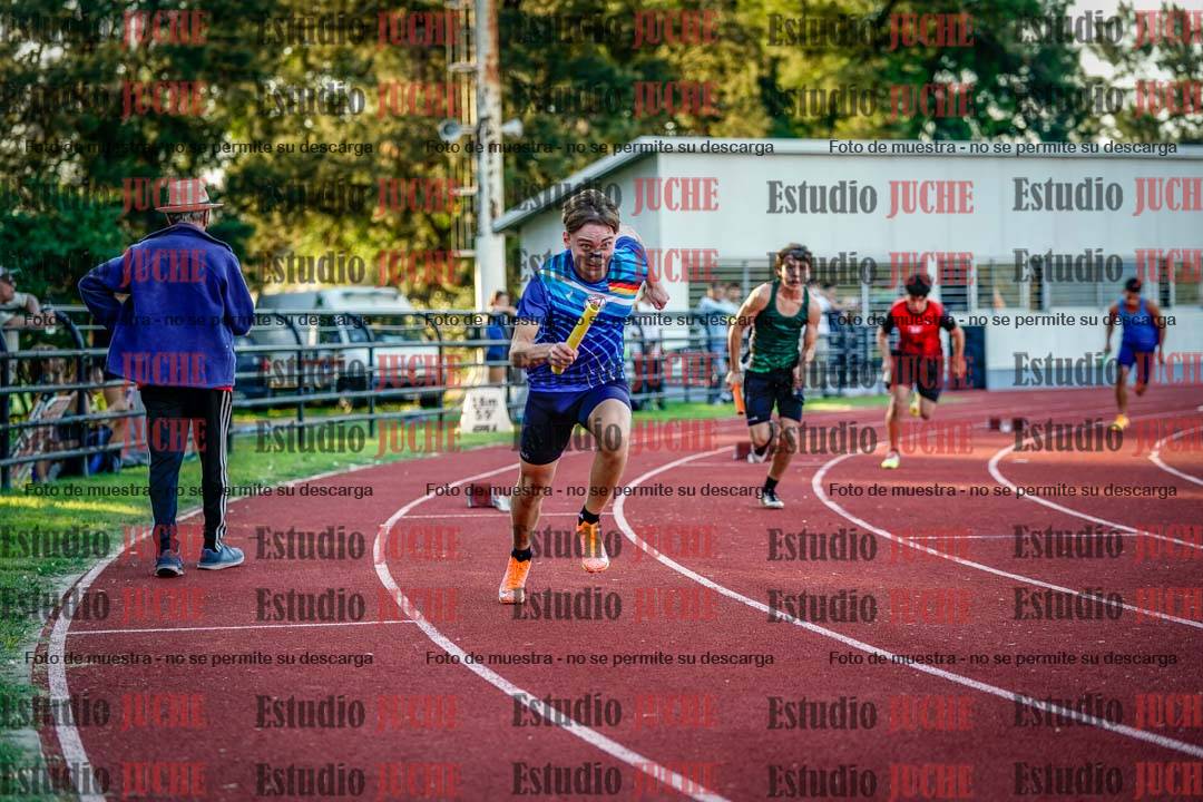 Fotos de los relevos 4x100 m de varones