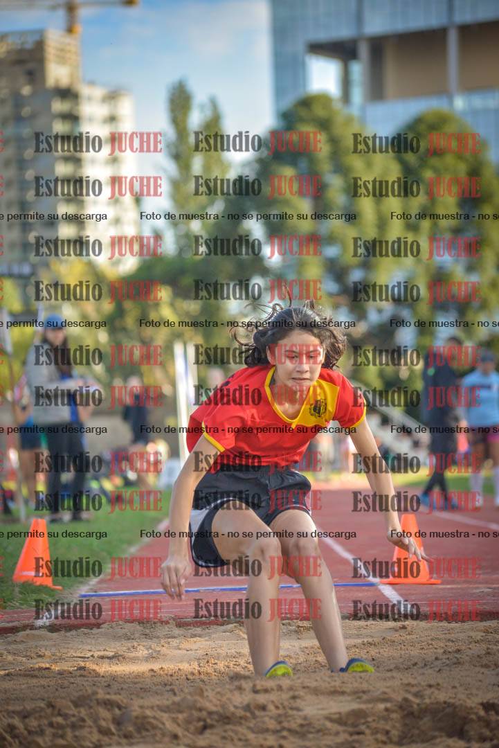 Fotos del salto en largo - mujeres U16