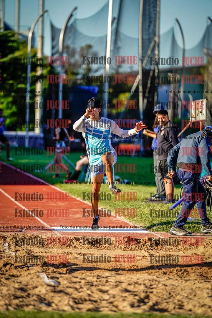 Fotos del salto en largo de mujeres y varones - cat 11, 12 y 13