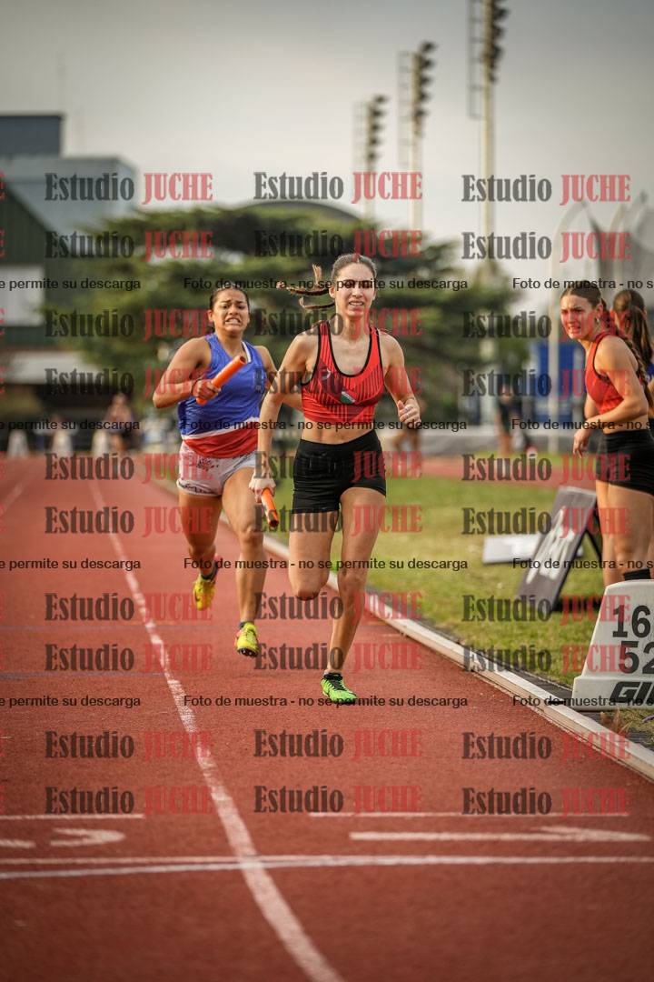 Fotos de las postas 4x400 m llanos de mujeres