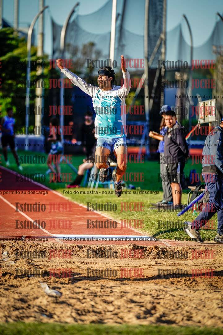 Fotos del salto en largo de mujeres y varones - cat 11, 12 y 13